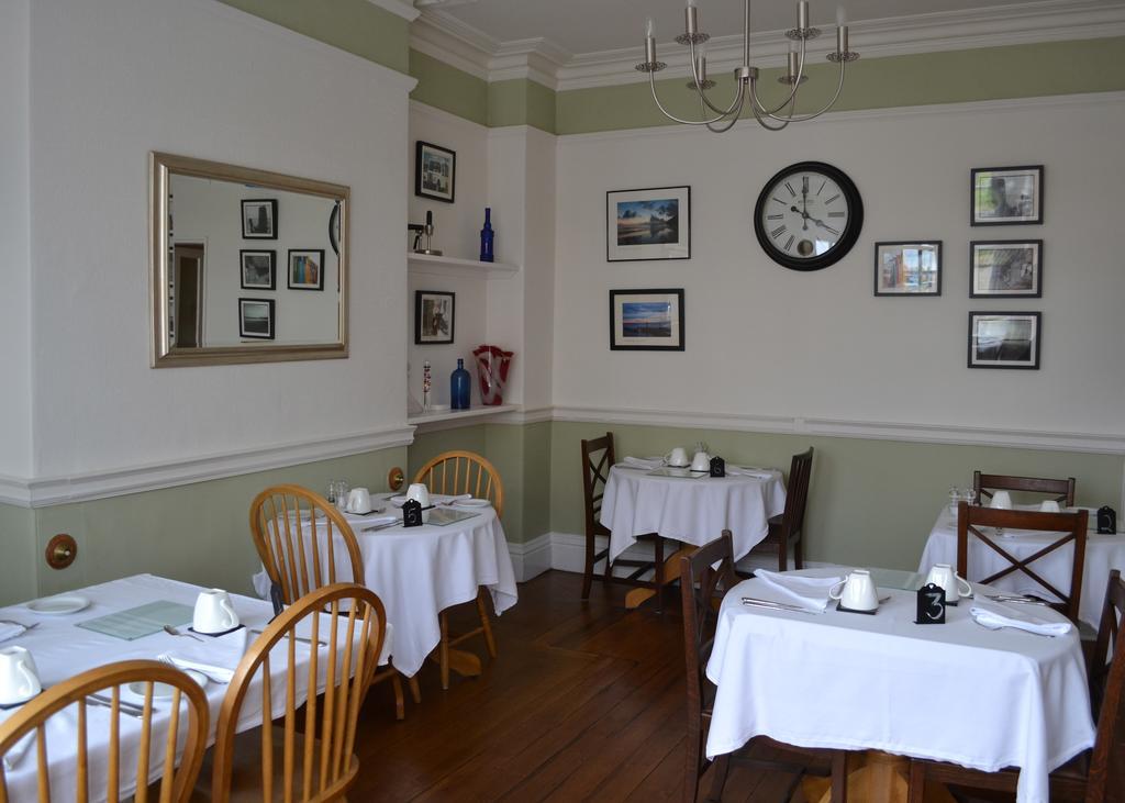 Corra Lynn Bed and Breakfast Whitby Buitenkant foto