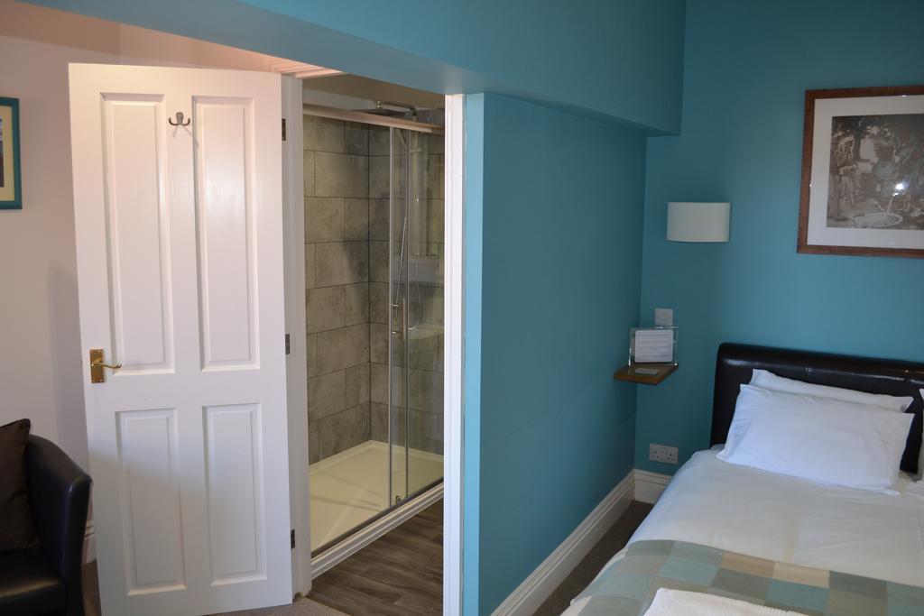 Corra Lynn Bed and Breakfast Whitby Buitenkant foto