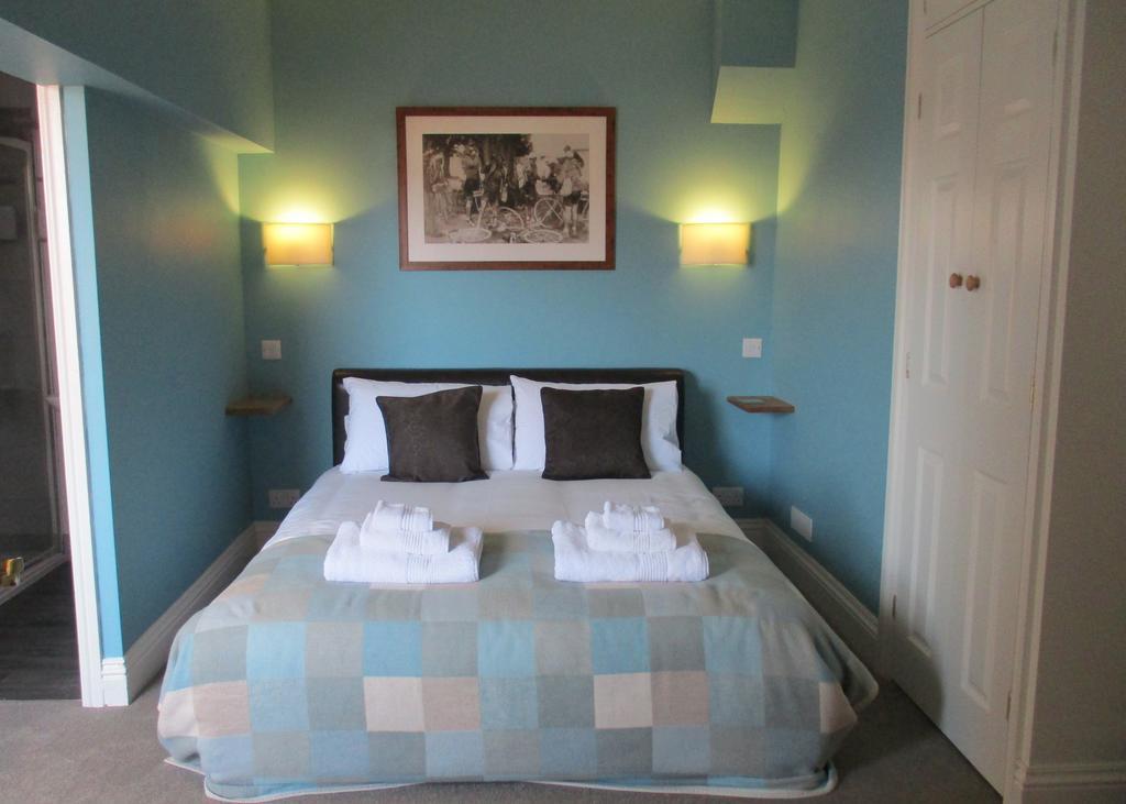 Corra Lynn Bed and Breakfast Whitby Buitenkant foto