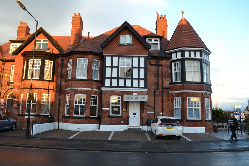 Corra Lynn Bed and Breakfast Whitby Buitenkant foto